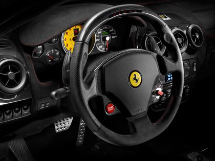 2009-Ferrari-Scuderia-Spider-16M-Steering-Wheel-1280x960.jpg